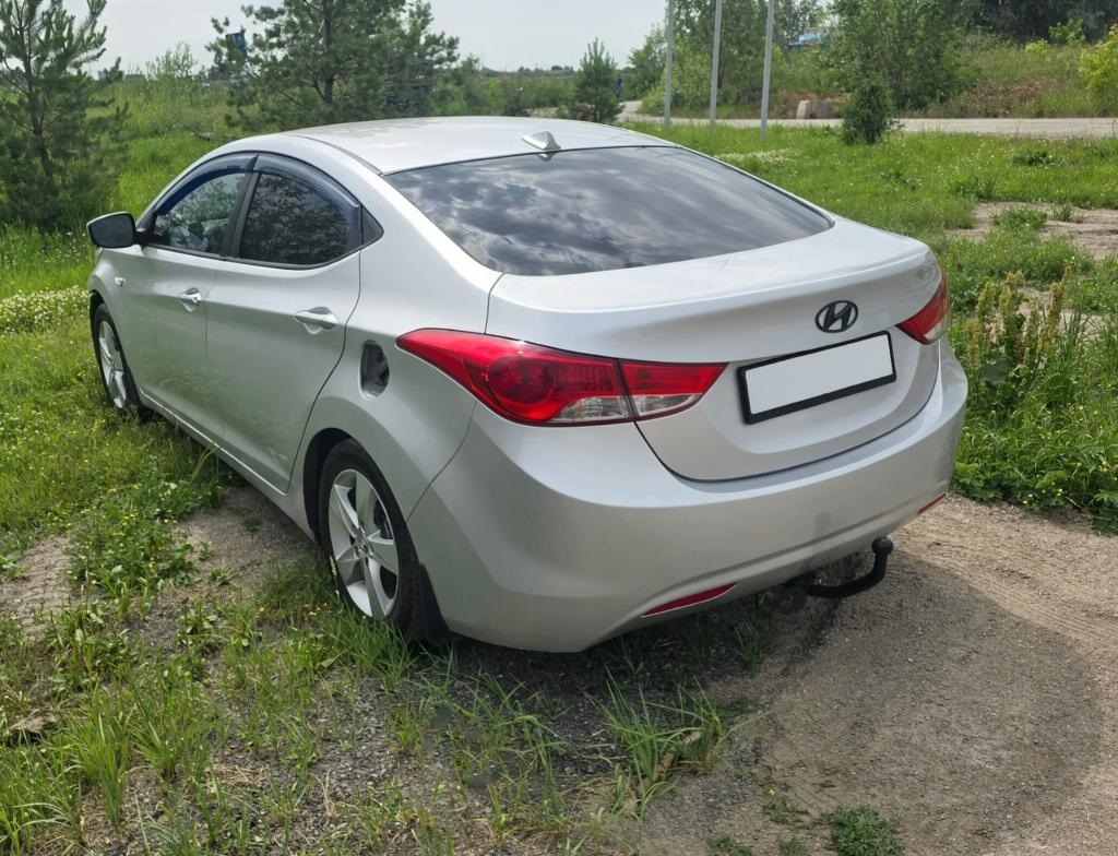 Фаркоп Hyundai Elantra V пок 2010-2015 (Уникар) 12563А