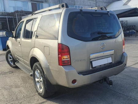 Фаркоп Nissan Pathfinder R51 2004-2014 г.в. квадрат Уникар 12199Е
