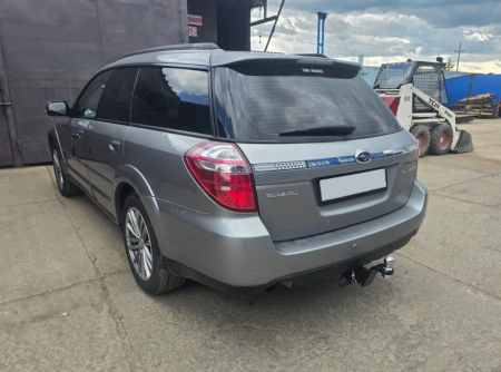 Фаркоп Subaru Outback 3 пок 2006-2009, квадрат  Уникар 19737Е