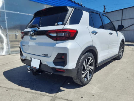 Фаркоп Toyota Raize 1 покол 2019-... квадрат Уникар 22812Е