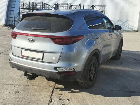 Фаркоп Hyundai Tucson III РЕЙСТ  2018-  KIA Sportage IV пок рес 18-21 гг квадрат  Уникар 13130Е