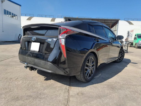 Фаркоп Toyota Prius IV пок. дорест. 2015-2019 квадрат Уникар 18084А