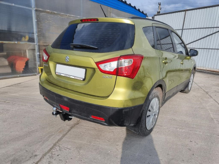 Фаркоп Suzuki SX4 2 покол дорест 2013-2017 квадрат  (Уникар) 20762Е